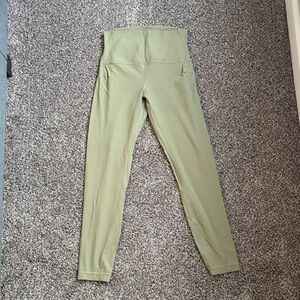 Lululemon Green Leggings Size 6